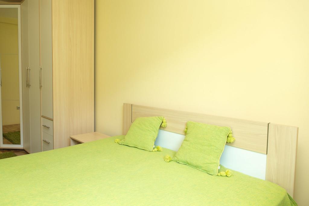 Appartamento Apartman Ivana Novi Sad Esterno foto